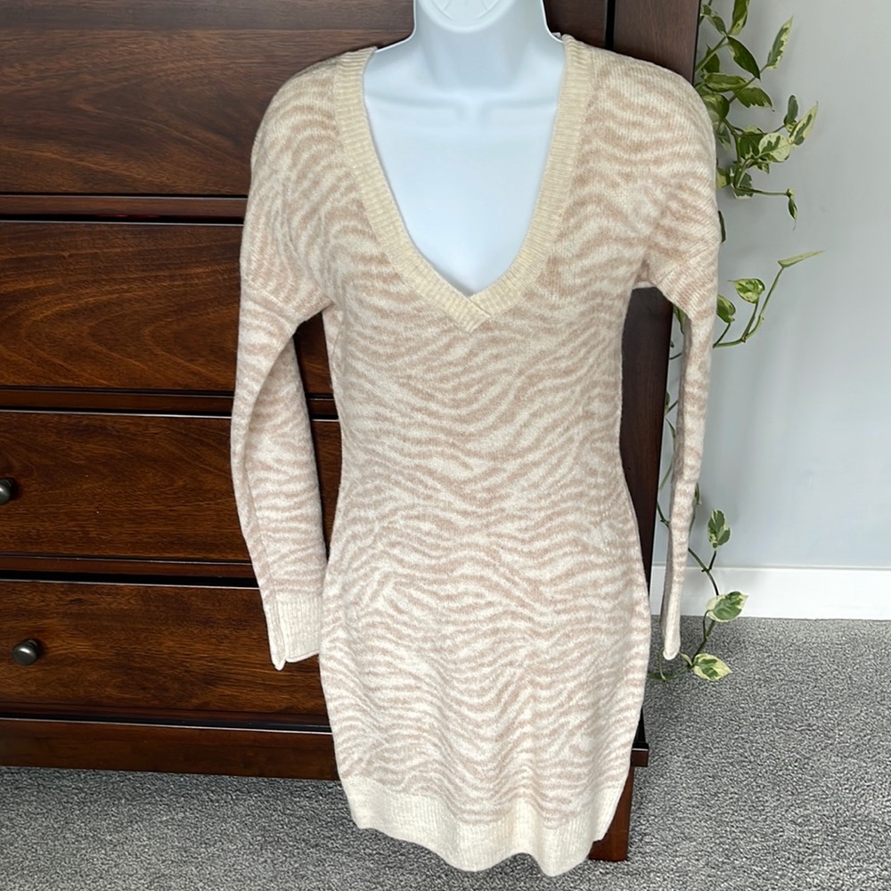 Abercrombie & Fitch Sweater Dress